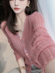 Stylish Unique V-Neck Slim Fit Long Sleeve Knitwear