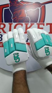 CA Gold 8000 Cricket Batting Gloves Mens- RH
