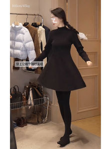 Elegant Black Knitted Dress Womens Fashion Autumn Mini-length Design Sensation European Style Short Skirt for Ladies