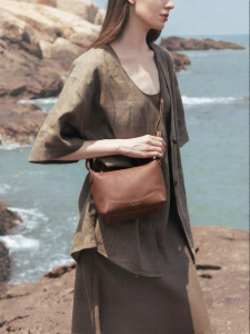 VANESSA HOGAN | Premium Leather Light Luxury Handbag