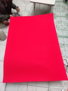Giấy nhung đỏ khổ A0 gấp quạt làm thủ công kích thước 109x79 cm