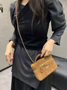 New 2025 Elegant Retro Frosted Chain Lunch Box Bag Womens Crossbody Bag Durable Casual Simple Style Soft Handle Handbag