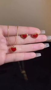 Red Heart Pendant Necklace Gold Color Stainless Steel Chain Necklace on The Neck Love Necklaces for Women Party Jewelry Gift