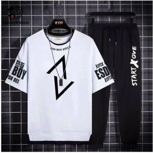 เสื้อยืดแขนสั้นวัยรุ่นฤดูร้อนเสื้อสูทเด็กผู้ชายโรงเรียนมัธยมมัธยมต้นนักเรียนหล่อชุดลำลองกีฬา