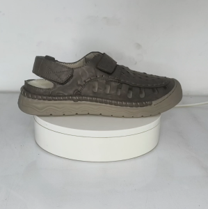 Sandal Hiking Gunung Pria Casual Sendal Mendaki Olahraga Outdoor Kulit Sapi Sepatu Touring Lentur Keren Full Black 440