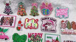 Christmas Patch Merry Christmas Tree Bow Letter Embroidered Patches For Clothing Iron On Patches Fusible Thermoadhesive Patch