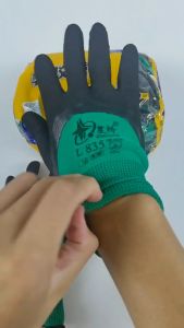 ถุงมือยางทำสวน  กันน้ำ  มือไม่เปื้อน ไม่ลื่น ระบายอากาศได้ดี  Garden Gloves สีเขียว 12PCS ถุงมือเกษตร ถุงมืองานฝีมือ ระบายอากาศได้ดี