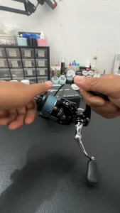 SEAHUNTER Blue Shark Power Handle Spinning Fishing Reel Reel Pancing 4+1 BB 5.2:1 8KG Drag CNC Aluminium Spool