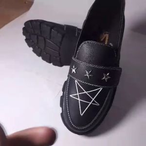 khaqi  boot loafers docmart emblem bintang hitam wanita sepatu slip on lover hitam