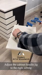 Penggaris Bor Pasang Handle 40x30cm Cabinet Drawer Ukur Drill Jig M138