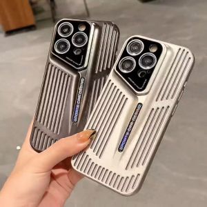 🇹🇭🔥ใหม่ล่าสุด🔥 เคสไอโฟน แบบระบายอากาศเคสระบายความร้อนสำหรับเคสโทรศัพท์ เคส iphone 16 15 14 Plus 13 12 Pro Max เคส ไอโฟน 11 เคสไอโฟน 13 เคสไอโฟน15 ฝาแข็งป้องกันกล้อง