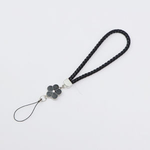 Four Leaf Clover ทอเชือกสั้นโทรศัพท์มือถือแขวนเชือกเชือกหนัง PU ดอกไม้ขนาดเล็กเชือกโทรศัพท์สั้นของเล่นนาฬิกาข้อมือจี้