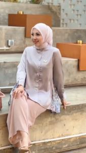 Dhiny Shirt by Mdly Kemeja Lengan Panjang Atasan Wanita Motif bahan Silk