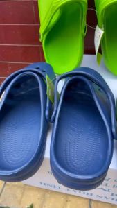 Giày sục đi mưa chất liệu nhựa Eva siêu nhẹ màu xanh rêu