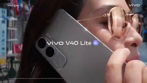 vivo V40 5G สมาร์ตโฟน – จอ AMOLED 6.78″ 120 Hz | Snapdragon 7 Gen 3 + RAM 12 GB / ROM 256 GB | กล้องหลัง ZEISS 50 MP + กล้องหน้า 50 MP | แบต 5500 mAh + ชาร์จไว 80W กันน้ำ-ฝุ่น IP68