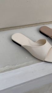 ส่งเร็วพิเศษ! รองเท้าแตะผู้หญิง Grace GF-032 รุ่น macaron ไซส์ 36-40 รองเท้าแตะส้นสูง 1 cm รองเท้าส้นแบน รองเท้าแฟลต รองเท้าแฟชั่น หรูหรา กับนิ่มใส่สบาย