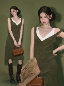 OIOI ESSE | Đầm Len Thời Trang Hở Lưng Dáng Đẹp