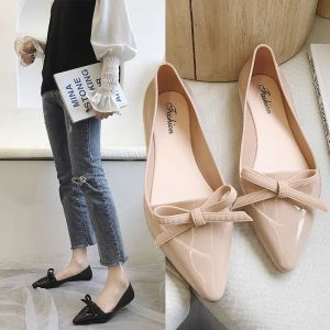 Elegant Soft Bottom Rain Boots for Women Non Slip Waterproof Lightweight Rubber Shoes Flats Toe Box Shoes All-Matching Comfortable Pointed Toe Gel Shoes