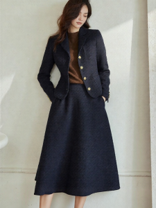 Roey s house | Tailored Short Coat and Skirt Set