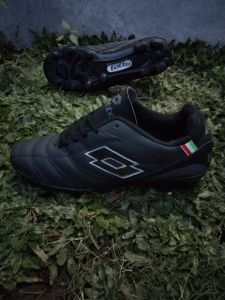 sepatu bola lotto italy size 38-43 (sol SDH dijahit muter)