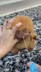 (พร้อมส่งในไทย) ตุ๊กตา คาปิบาร่า ตุ๊กตาผ้าฝ้าย เนื้อกำมะหยี่ น่ารักๆ ขนาด 23-25cm. Capybara doll ตุ๊กตาตู้คีบ ตุ๊กตาสะสม พร้อมส่ง