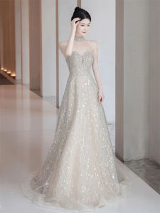 Elegant Silver Hanging Neck Evening Gown Stage Performance Wedding Dress Long Tailoring Heavy Embroidery Short Sleeve Bridal Dress