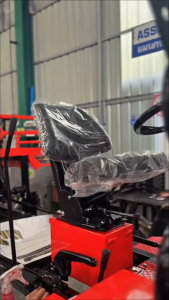 เบาะนั่งรถแทรกเตอร์ สีน้ำเงิน รุ่นมีที่วางแขน มีสปริง ปรับด้านหน้าและด้านหลังได้