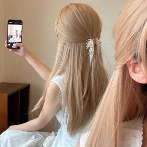 Elegant Pearl Tassel Butterfly Knot Hair Clip Fresh out New 2024 Beaded Hair Clip Fashionable Half Updo Hair Accessory