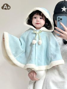 Fleece Lined Windproof Baby Coat for Outdoor Use Warm Girls Shawl Boys Outfit Autumn Winter Childrens Cloak Travel Friendly