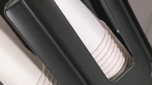 ชั้นวางแก้วกาแฟ 4 ช่อง กล่องใส่เรียงแก้วน้ำพลาสติกทรงเฉียง สำหรับคาเฟ่ Coffee Cup Rack