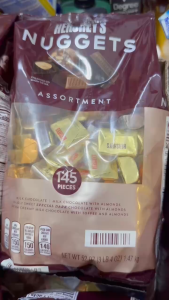 Kẹo socola Hersheys Nuggets Assortment 1.47kg 145 viên của Mỹ