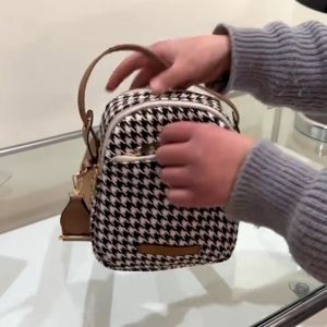 B8028 Tas Wanita: Tas Selempang Import & Hand Bag Terkini