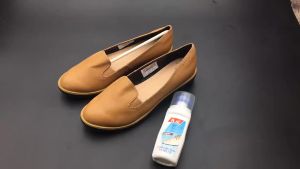 [ĐỒ TẨY RỬA] Chai xịt tẩy trắng giày dép túi xách Plac - Loại có đầu Chà