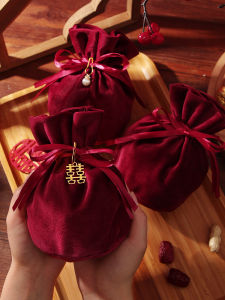 Wedding Candy Bag Velvet Fabric European Style Wedding Supplies Sugar Box Gift Box Wedding Celebration Supplies New 2025