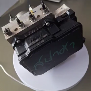 ปั๊ม ABS HONDA Stepwagon  Spada RK5 (รหัส SZWJ0) ตรงรุ่น มือสองจากญี่ปุ่น สินค้ามีรับประกัน