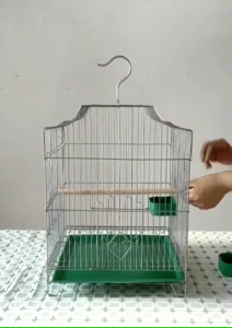 กรงนกสแควร์ กรงนกแก้ว กรงนกทรัมเป็ต ขนาดเล็ก กรงนกแก้วขนาดใหญ่ ราคาถูก ราคาประหยัด หรือ 200-300 บาท หรือ 400-500 บาท สี เงิน