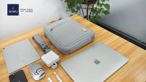 VSSUU พร้อมส่ง ของแท้ 100% Tablet bag กระเป๋าถือพร้อมสายสะพาย ผ้ากันน้ำ สําหรับใส่แล็ปท็อปแท็บเล็ตขนาด 12.9 นิ้ว