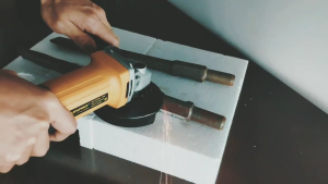 DeWALT 880W Electric Hand Angle Grinder Power Tool with Accessories