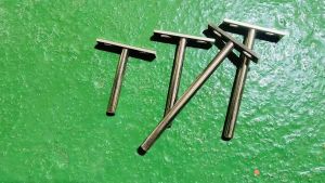 เหล็กรับชั้น เหล็กรับชั้นแบบซ่อนขา แกนเหล็กรับชั้น แบบซ่อนขา พร้อมพุกในตัว ชั้นวางหนังสือ ติดผนัง ชั้นวางของ