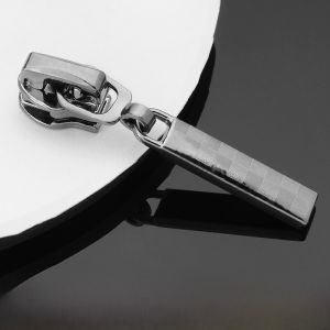 ซิปหัวอุปกรณ์ 3/5 8 ซ่อมเสื้อแจ็คเก็ตขนเป็ดกระเป๋าผ้าคลุมทั่วไปกระเป๋าถือ หัวซิปแบบถอดได้ ซิปแบบถอดได้