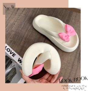 รองเท้าแตะแฟชั่น สูงสร้าง ส่งทั่วไทย พร้อมส่งทั่วนี้มีและมั้ย รองเท้าหูหนีบสูงสร้าง ทรงรองเท้าหูหนีบเสริมส้นสุดเก๋ พื้นนิ่มรองรับการใช้งานสูงสร้าง ตกแต่งด้วยโบว์สุดที่มีแล้วมั้ย