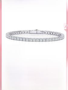 Flashy Full Diamond Moissanite Buckle Bracelet for Girls New 2025 Luxury Sensation Elegant Accessory Perfect Gift for Girlfriend