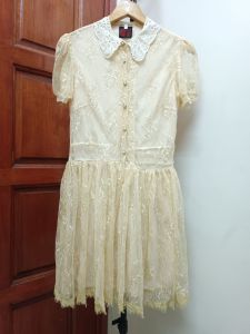FS-MD026 Elegant Puff Sleeve Gold Lace Retro Button Midi Dress Dinner Dress Birthday Party Function Event Vintage Dress 高贵金色复古珍珠纽泡泡袖连身裙