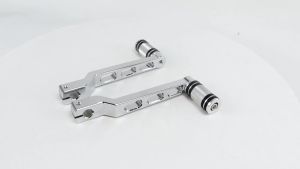 CNC Aluminum Motorcycle Gear Shift Lever Footpegs Heel Toe Shifter Pedals For Harley Touring Road Glide Street Trike FL Softail