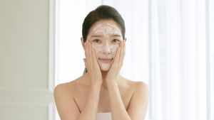 MEDIPEEL Peptide 9 Volume All In One Essence Pro 100ml (Renewal 2024)