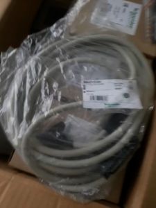 Cáp kết nối BMXFCC203 Schneider dòng X80 với Telefast Advantys ABE7 2m