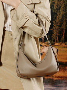 BeeGreen Women Genuine Leather Small Shoulder Bag Minimalist Underarm Bag High Quality Plain Sling Bag Elegant Hobo Bag