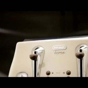 Delonghi Icona Vintage 2-Slice Toaster (Lid)