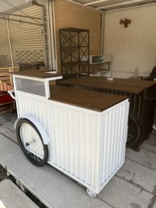 รถเข็นขายของ#เฟอร์นิเจอร์ตกแต่ง#รถขายของขนาดยาว120x50x90cm#สไตล์วินเทจ#รถโชว์#ตู้เก็บของ#รถตกแต่ง#รถบาร์#เคาร์เตอร์บาร์#เคาร์เตอร์ขายน้ำ#ต้