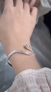 Nicedays🍒Gelang Ular Perak Desain Minimalis Gelang Disesuaikan Gelang Tekstur Antik Tik Tok Gaya Yang Sama COD